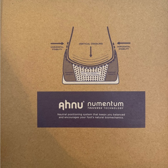 black hiking boots - Picture 7 of 8